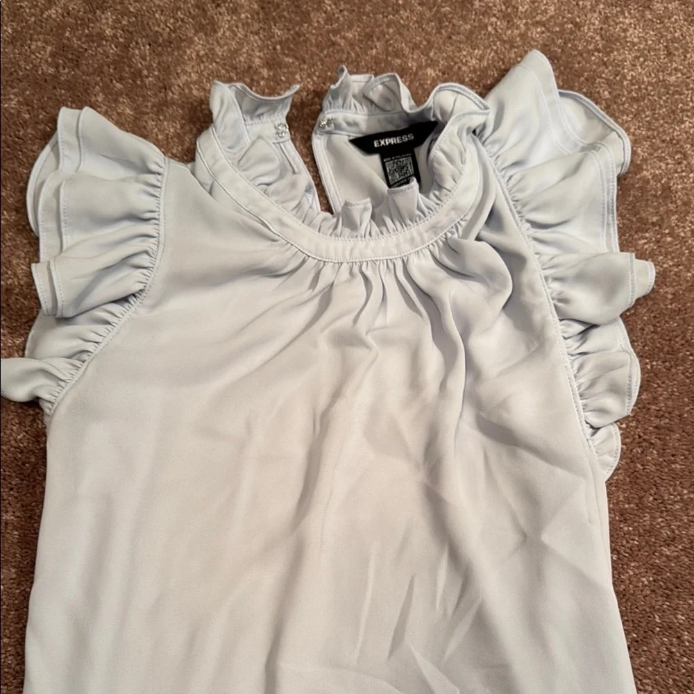 Express Ruffle Blouse - Picture 2 of 8
